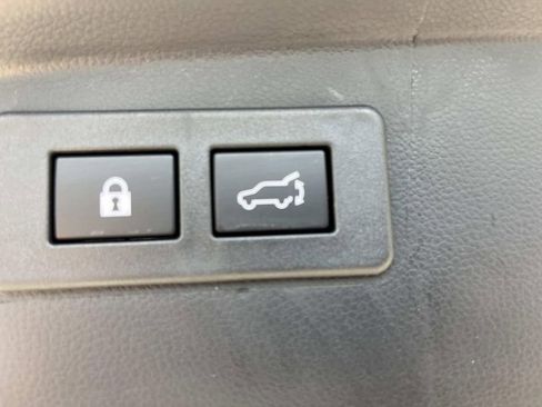 Certified 2025 Subaru Outback Premium w/ Popular Package #1A AWD/4WD image 20