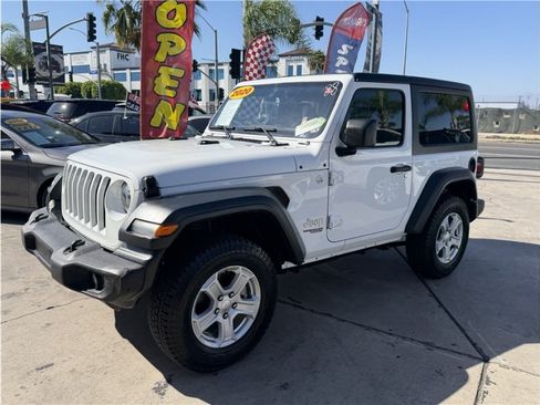 Used 2020 Jeep Wrangler Sport AWD/4WD image 10