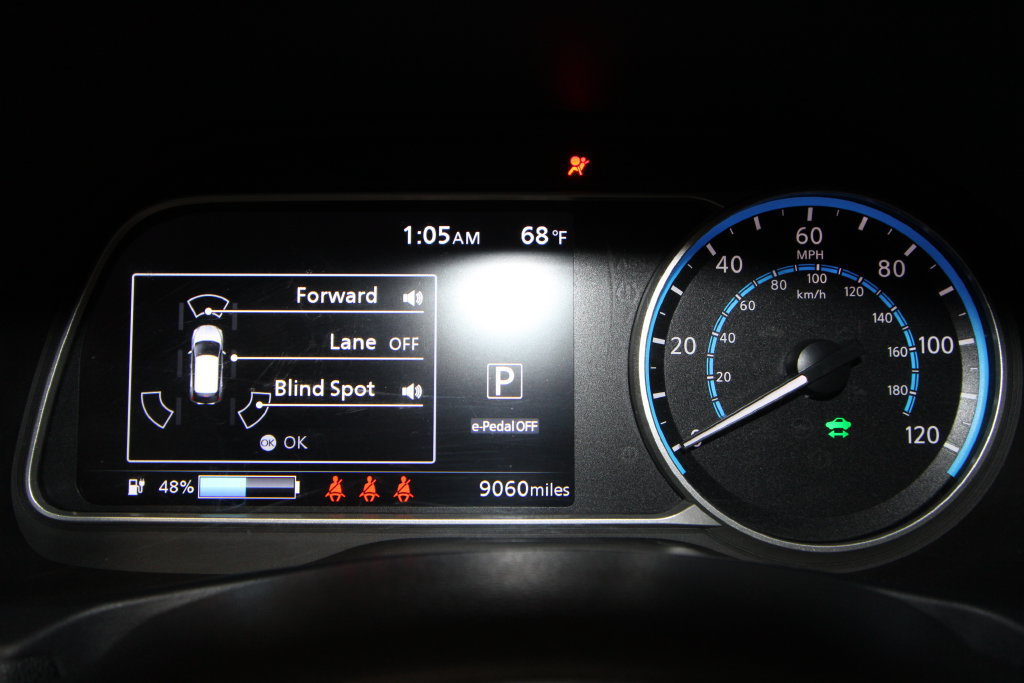Used 2025 Nissan Leaf S FWD image 10