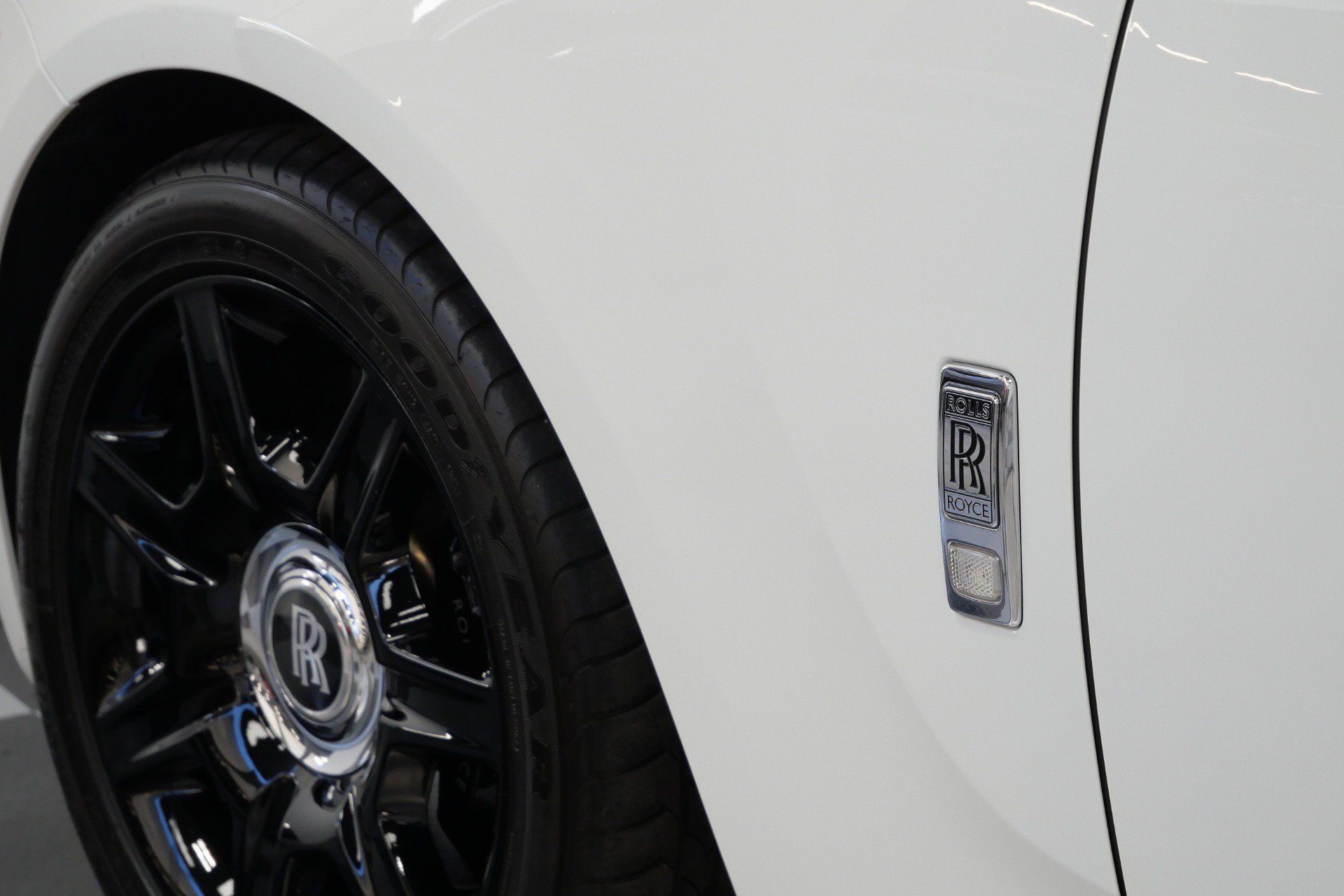 Used 2013 Rolls-Royce Ghost RWD image 49