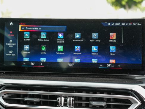 Used 2024 BMW M440i Coupe w/ Premium Package image 16