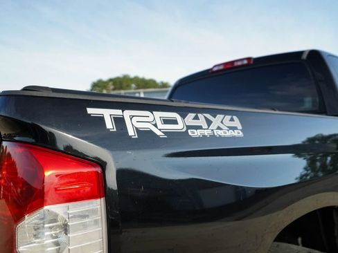Used 2017 Toyota Tundra Platinum AWD/4WD image 19