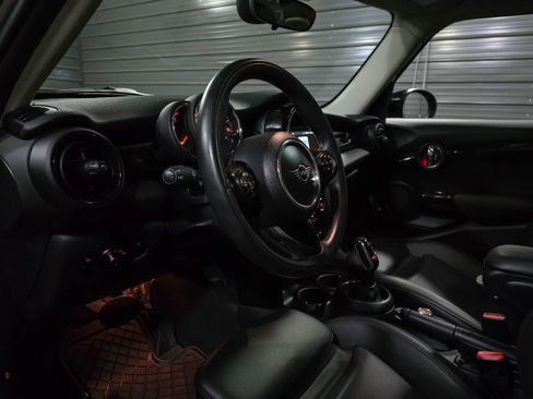 Used 2020 MINI Cooper 4-Door Hardtop FWD image 10