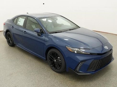 New 2026 Toyota Camry SE w/ Convenience Package image 9