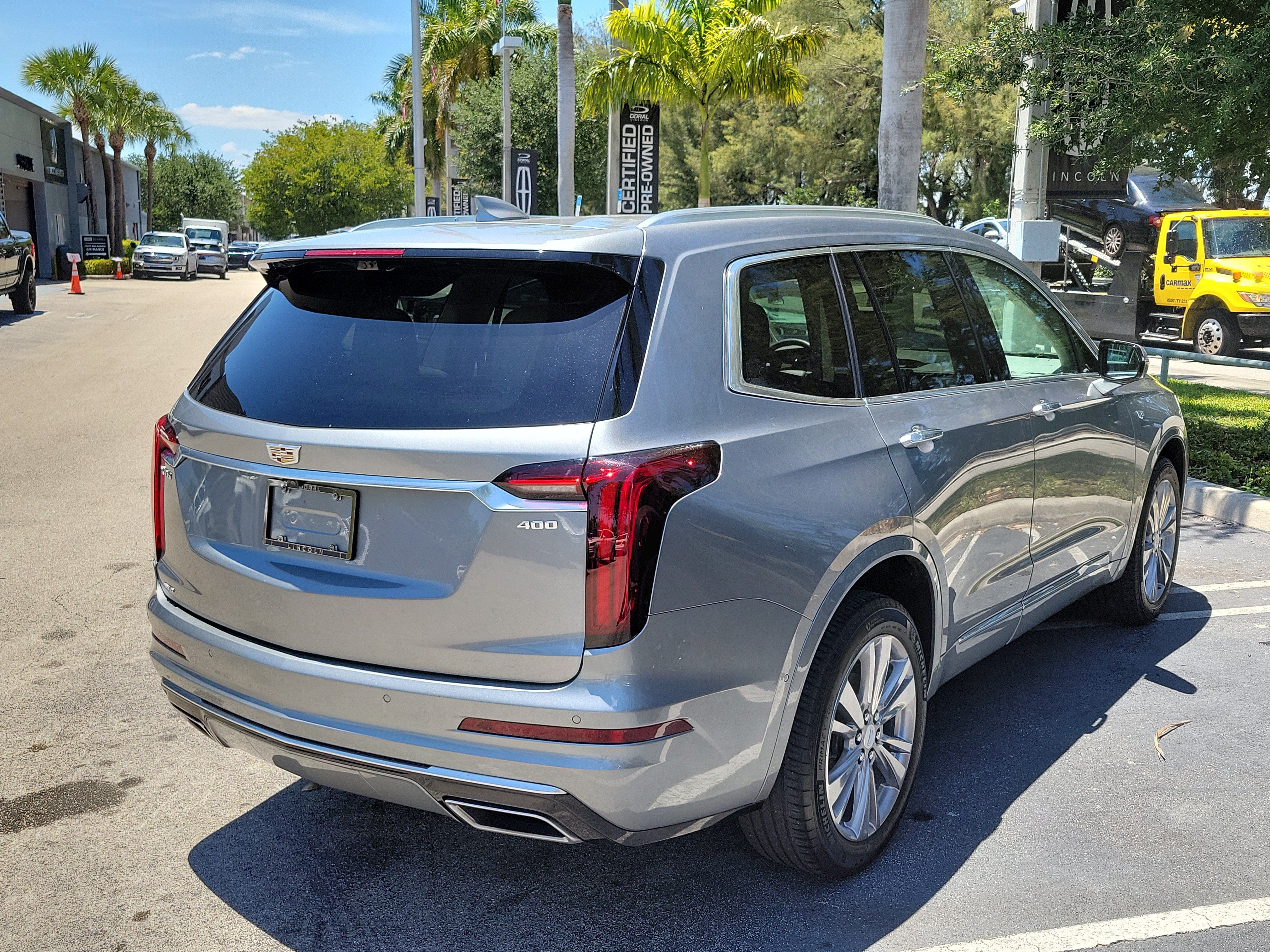 Used 2023 Cadillac XT6 Premium Luxury w/ Technology Package AWD/4WD image 6