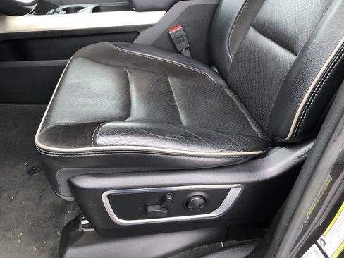 Used 2022 RAM 1500 Laramie image 14