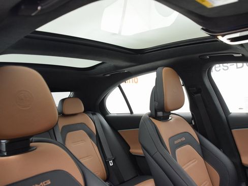 Used 2025 Mercedes-Benz E 53 AMG e 4MATIC Sedan image 17