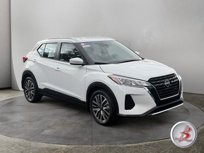 Used 2024 Nissan Kicks SV