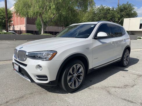Used 2015 BMW X3 xDrive28d AWD/4WD image 4
