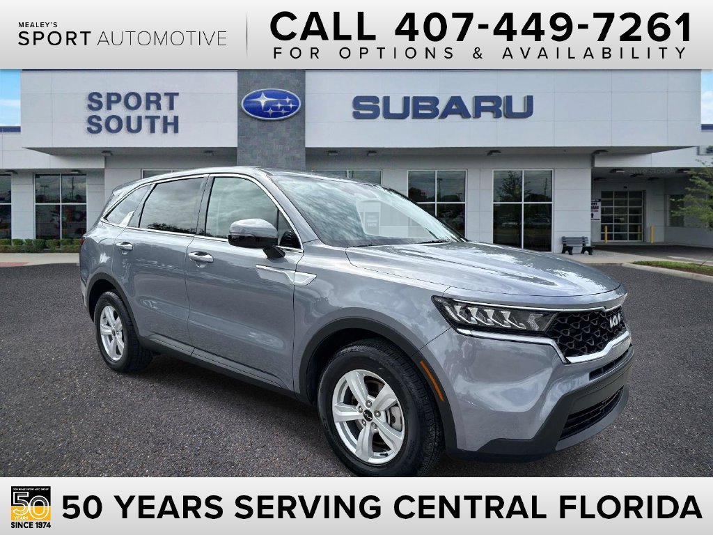 Used 2023 Kia Sorento LX FWD image 1