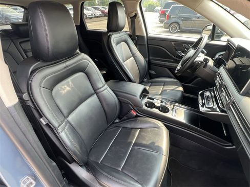 Used 2023 Lincoln Corsair Standard w/ Equipment Group 101A image 31