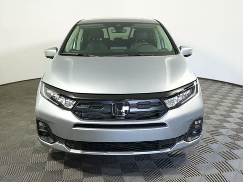 Certified 2026 Honda Odyssey EX-L image 3