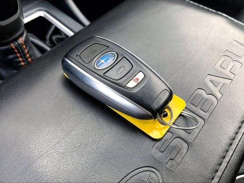 Used 2018 Subaru Crosstrek 2.0i Limited image 32