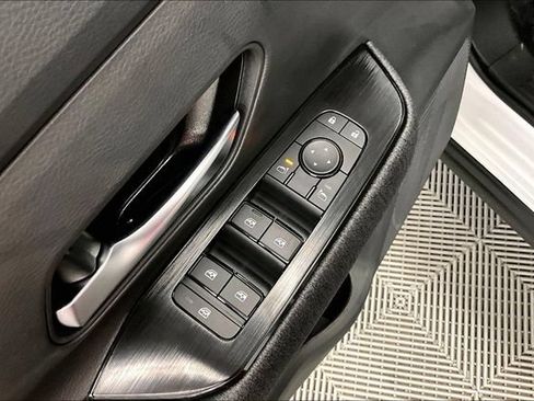 New 2026 Nissan Kicks SV w/ Cold Weather Package AWD/4WD image 31