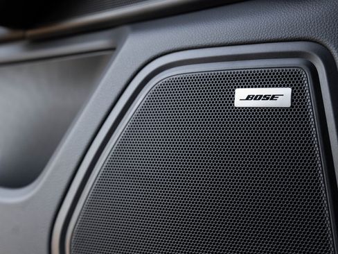 New 2026 Porsche Macan image 20