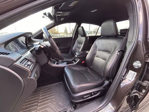 Used 2017 Honda Accord Sport Special Edition image 24