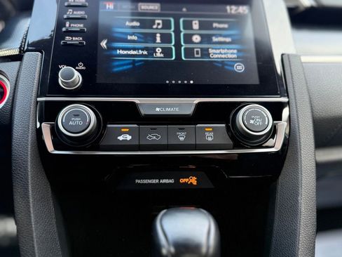 Used 2020 Honda Civic Sport image 11