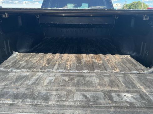 Used 2018 GMC Sierra 2500 Denali w/ Duramax Plus Package AWD/4WD image 30