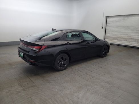 Used 2023 Hyundai Elantra SEL image 10