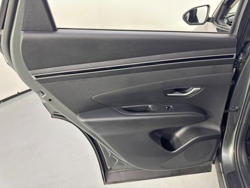 Used 2023 Hyundai Tucson SE image 35