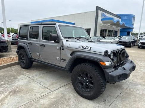 Used 2020 Jeep Wrangler Unlimited Sport AWD/4WD image 7