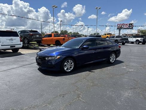 Used 2020 Honda Accord LX image 2