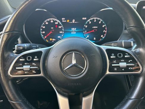 Used 2022 Mercedes-Benz GLC 300 image 17