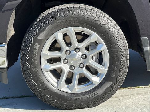 Used 2022 Chevrolet Silverado 1500 LT image 25