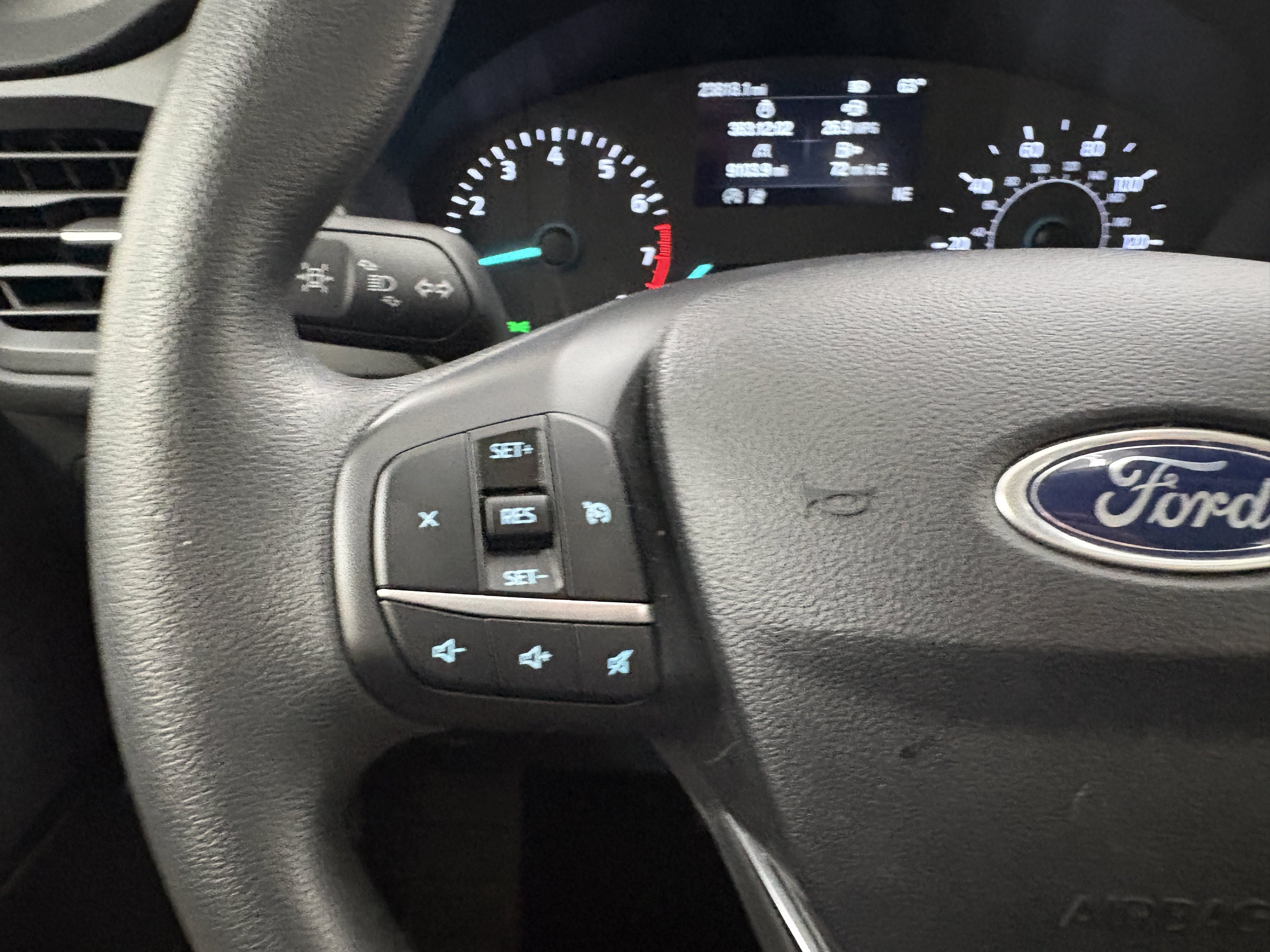 Used 2022 Ford Escape S AWD/4WD image 29