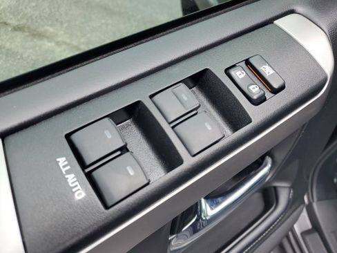 Used 2023 Toyota 4Runner SR5 Premium image 15