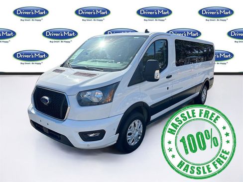 Used 2023 Ford Transit 350 XLT image 3