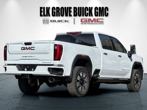 Used 2026 GMC Sierra 2500 Denali w/ Denali Reserve Package AWD/4WD image 4