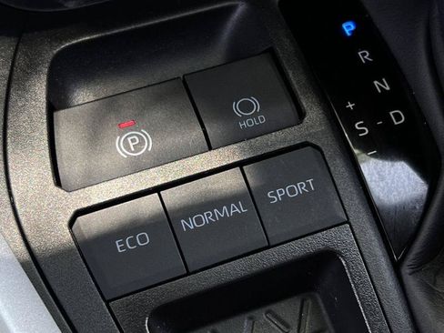 Used 2025 Toyota RAV4 XLE Premium w/ Weather Package FWD image 9