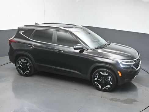 Used 2025 Kia Seltos SX w/ SX Sunroof Package AWD/4WD image 42