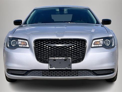 Used 2021 Chrysler 300 Touring w/ Sport Appearance Package image 3