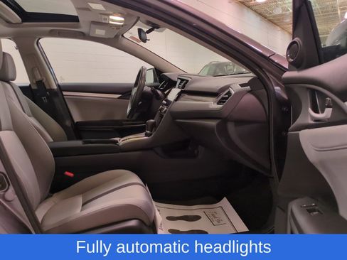Used 2020 Honda Civic EX image 9