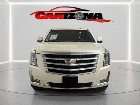 Used 2015 Cadillac Escalade Premium image 13