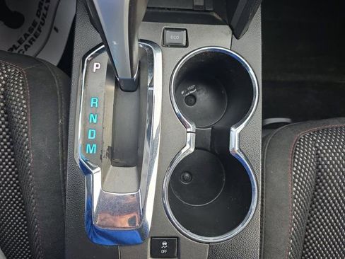 Used 2015 Chevrolet Equinox LT w/ Driver Convenience Package image 28