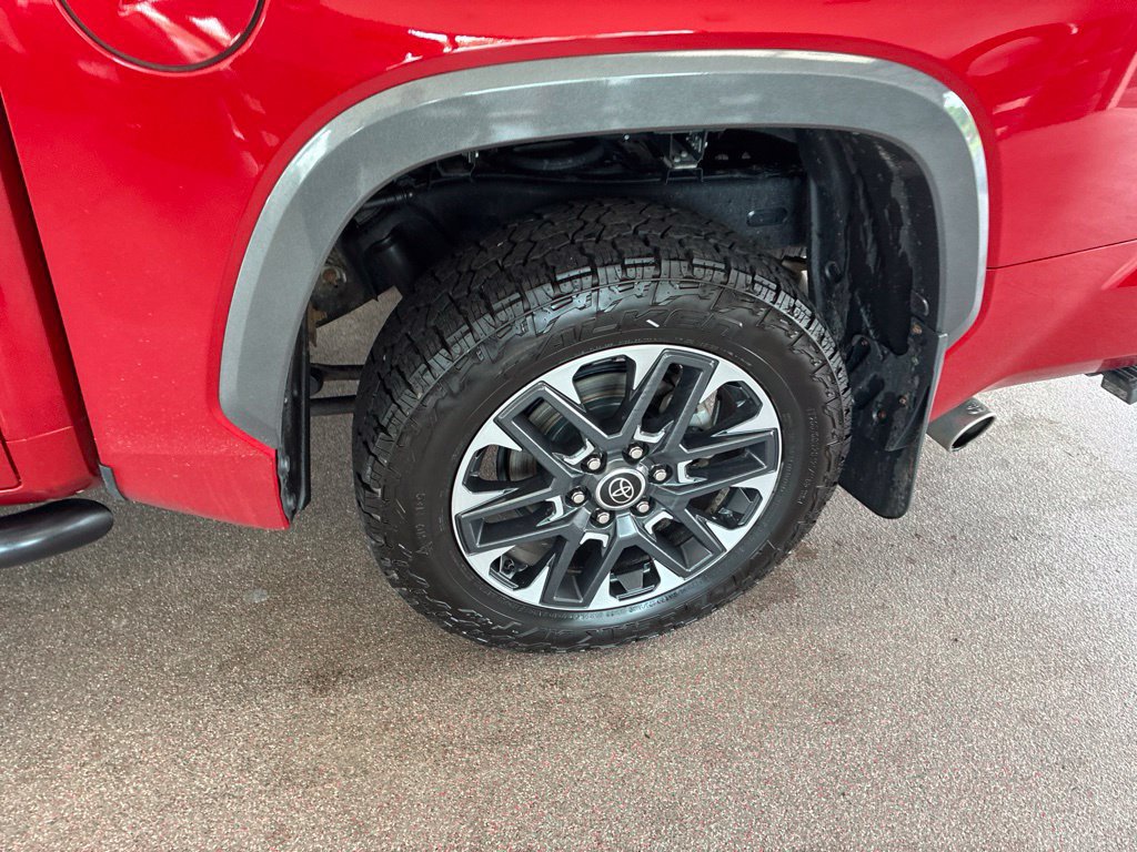 Used 2024 Toyota Tundra Limited AWD/4WD image 23