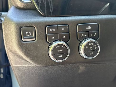Used 2024 GMC Sierra 1500 Elevation w/ LPO, Elevation Black Package AWD/4WD image 23