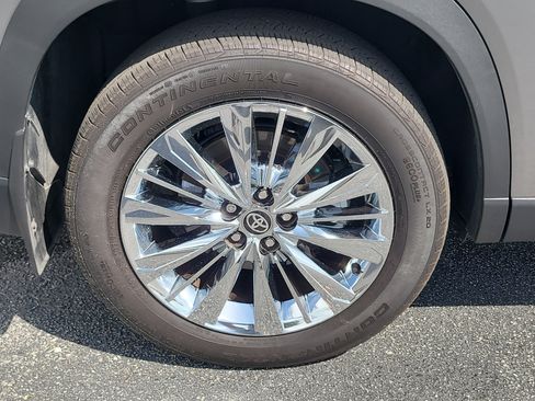 Certified 2026 Toyota Grand Highlander AWD image 9