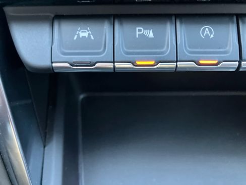 Certified 2024 GMC Sierra 1500 Denali Ultimate image 32