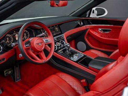Used 2022 Bentley Continental GT AWD/4WD image 25