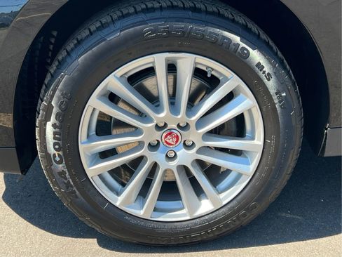 Used 2019 Jaguar F-PACE Prestige AWD/4WD image 31