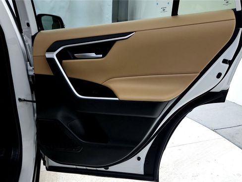 Certified 2023 Toyota RAV4 XLE Premium image 35