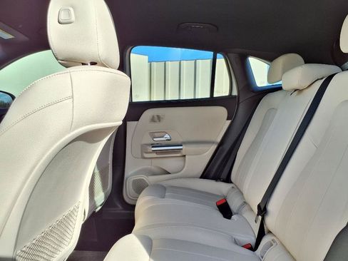 Used 2025 Mercedes-Benz GLA 250 image 20