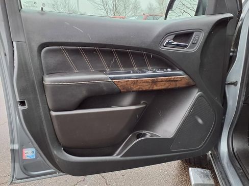 Certified 2021 GMC Canyon Denali image 22