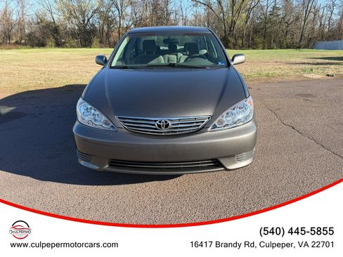Used 2006 Toyota Camry LE FWD image 1