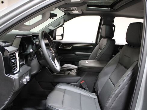 New 2026 GMC Sierra 2500 Denali w/ Denali Reserve Package image 20