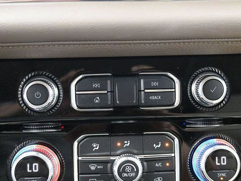 Used 2021 GMC Yukon Denali AWD/4WD image 26